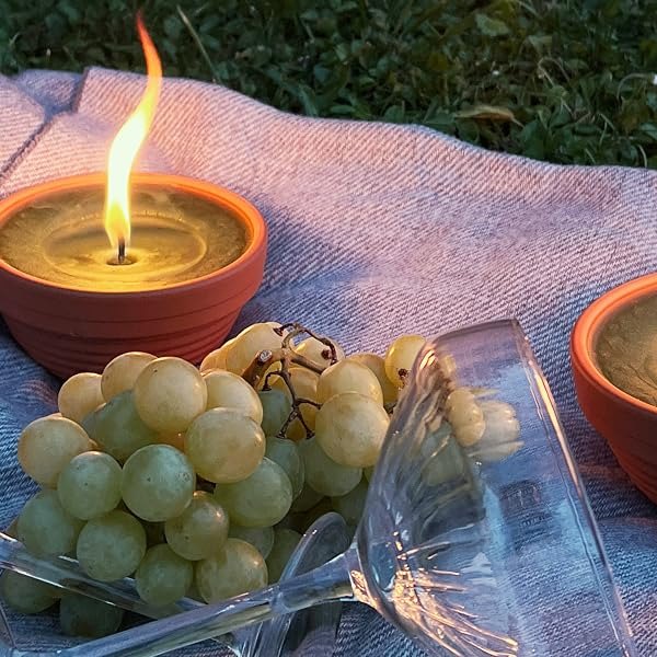 Grüne Flammschalen auf einer Picknickdecke